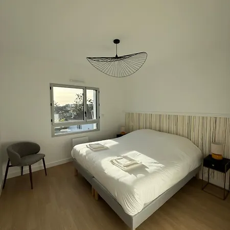 Apartment Avec Terrasse - Proche Et Centre